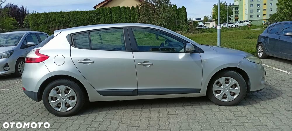 Renault Megane 1.5 dCi Expression - 7
