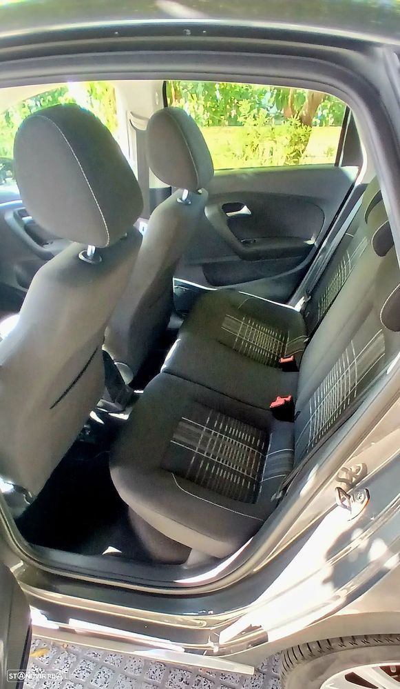 VW Polo 1.4 TDi Lounge - 11