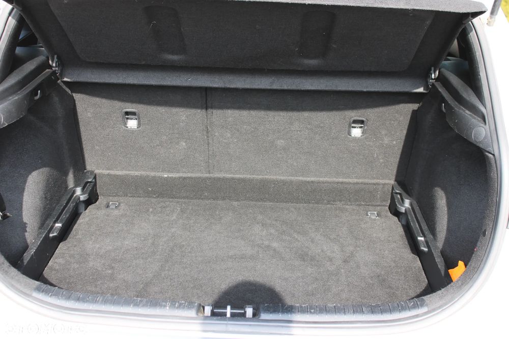 Kia Ceed 1.4 T-GDI GT-Line DCT - 32