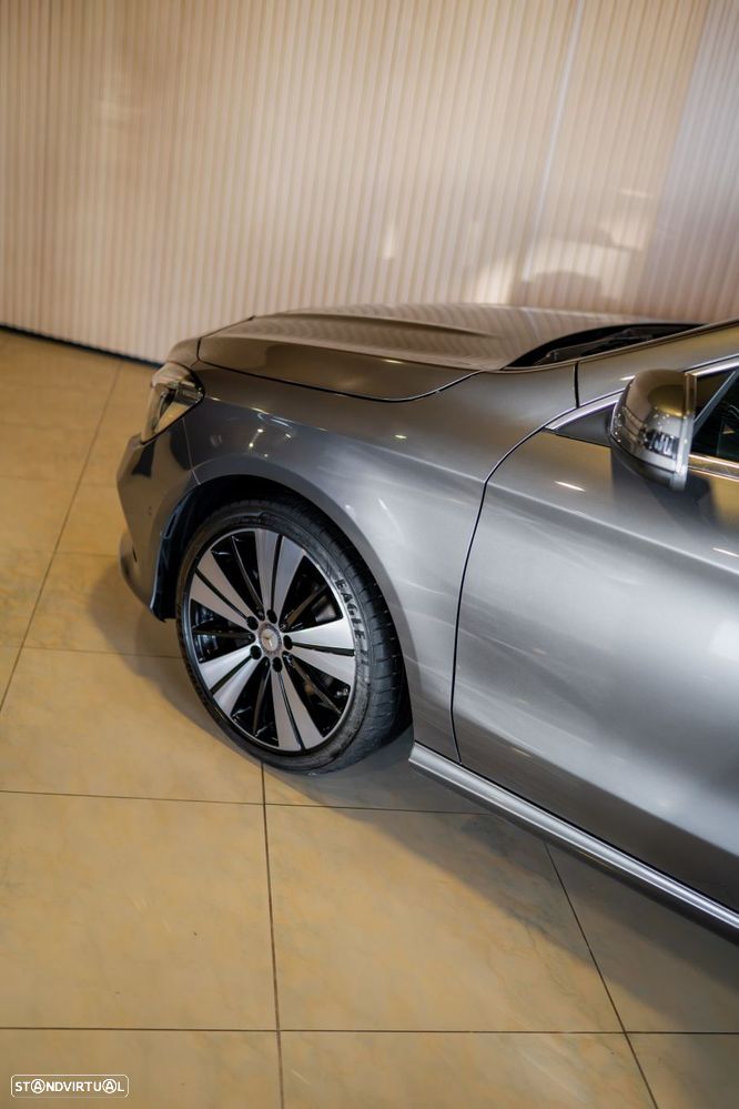 Mercedes-Benz CLA 200 d Shooting Brake Urban - 10