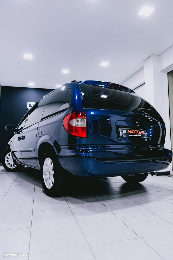 Chrysler Grand Voyager 2.5 CRD LX - 22