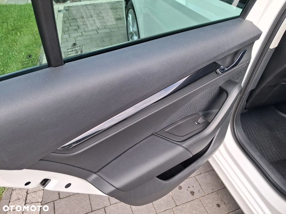 Skoda Octavia 1.0 TSI Ambition - 24