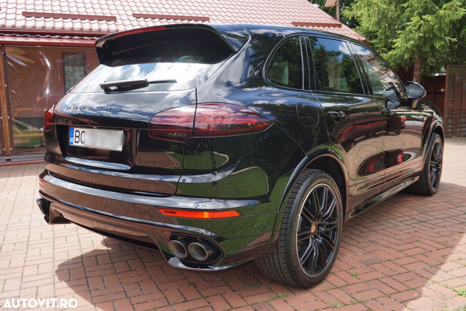 Porsche Cayenne 3.0 L - 27