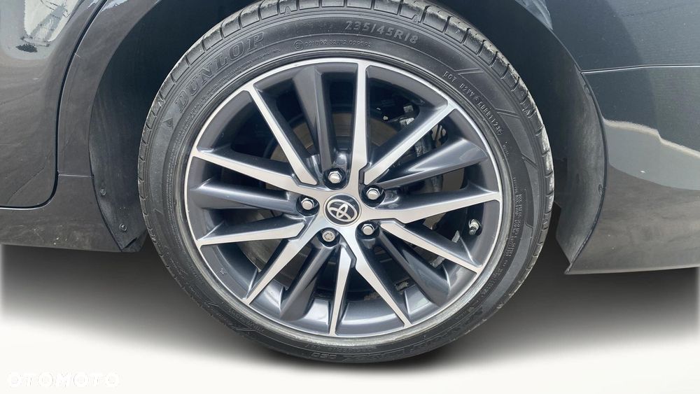 Toyota Camry 2.5 Hybrid Executive CVT - 14