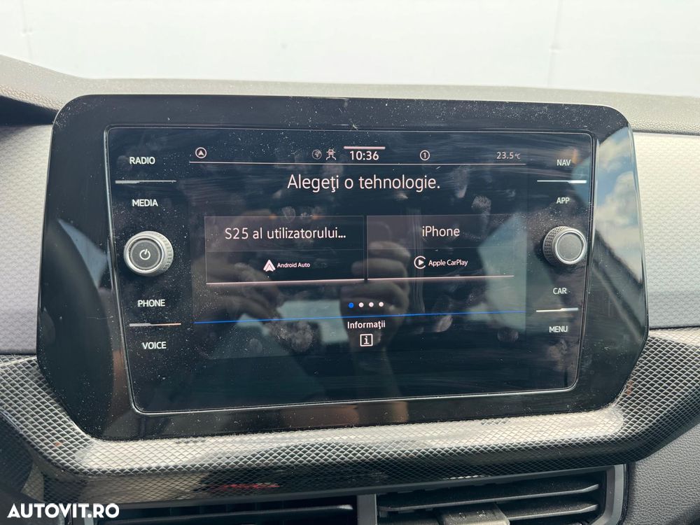 Volkswagen T-Cross - 14