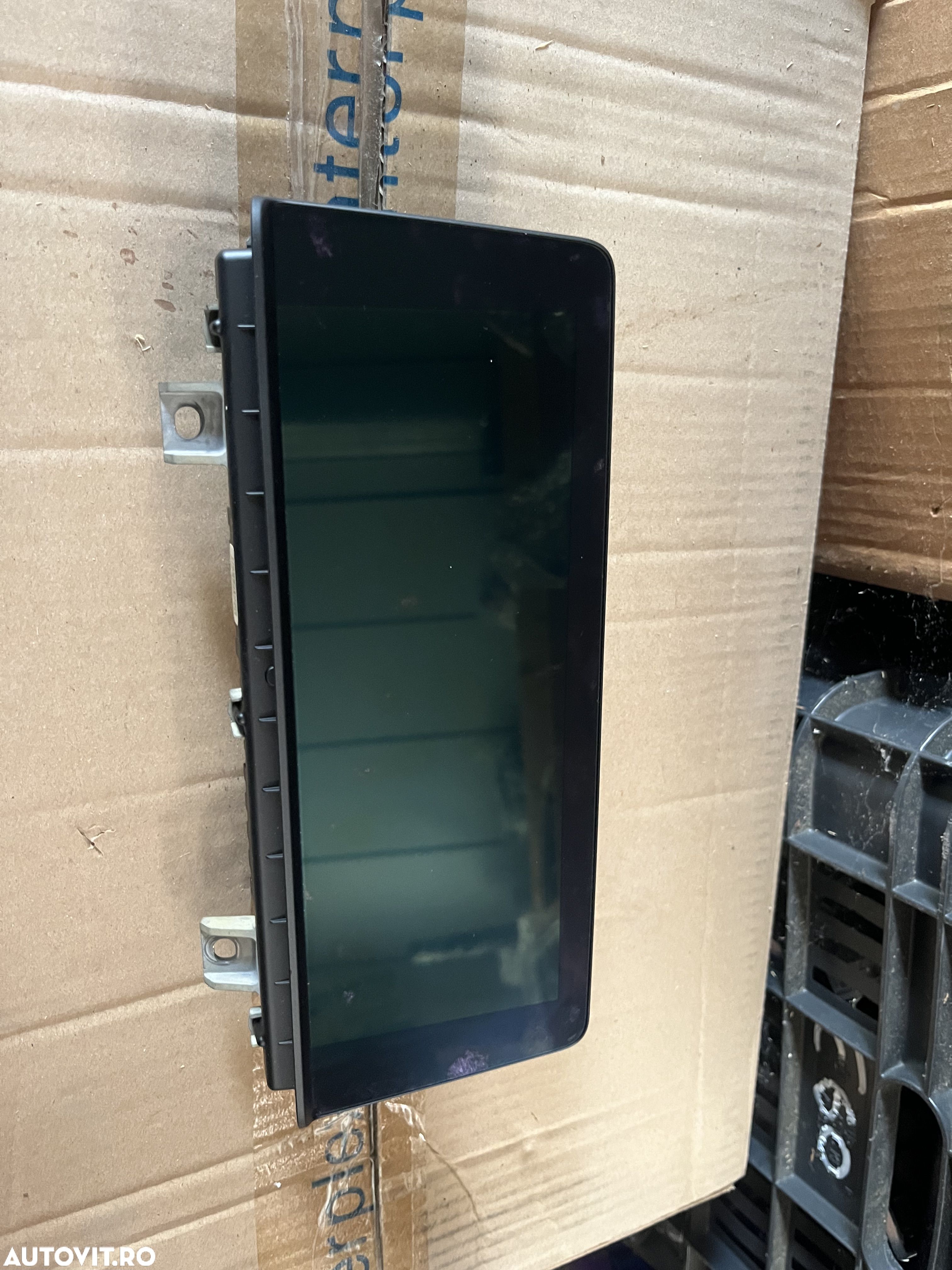 Display 8.8 cid BMW f30 f31 f32 f33 f34 - 1