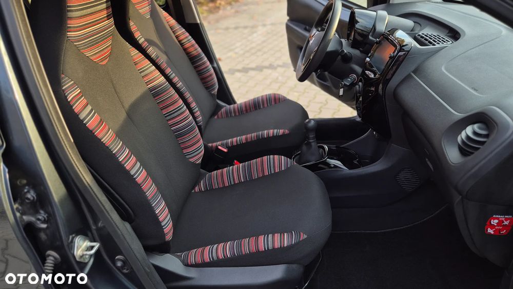 Citroën C1 1.0 VTi Shine EU6 - 19