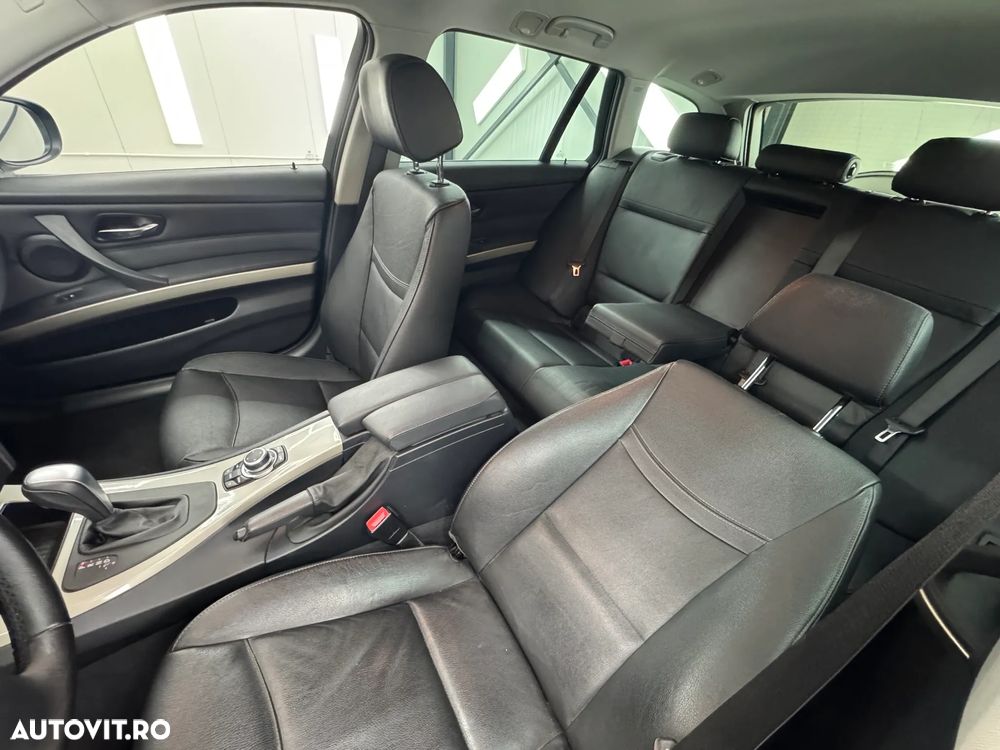 BMW Seria 3 320d DPF Aut. Edition Exclusive - 21