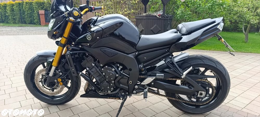 Yamaha FZ8 - 3