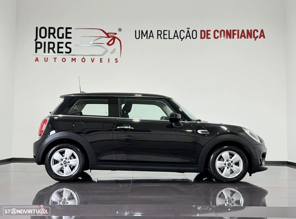 MINI 3 Portas One Sport Edition - 12