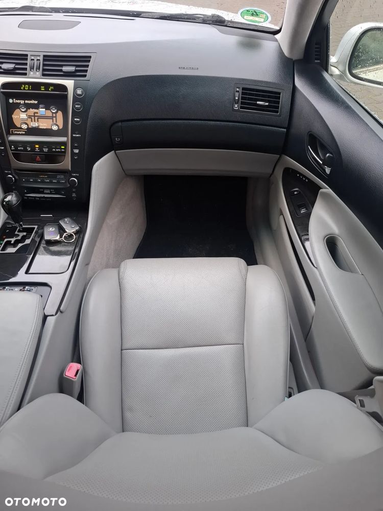 Lexus GS 450h Prestige + - 28