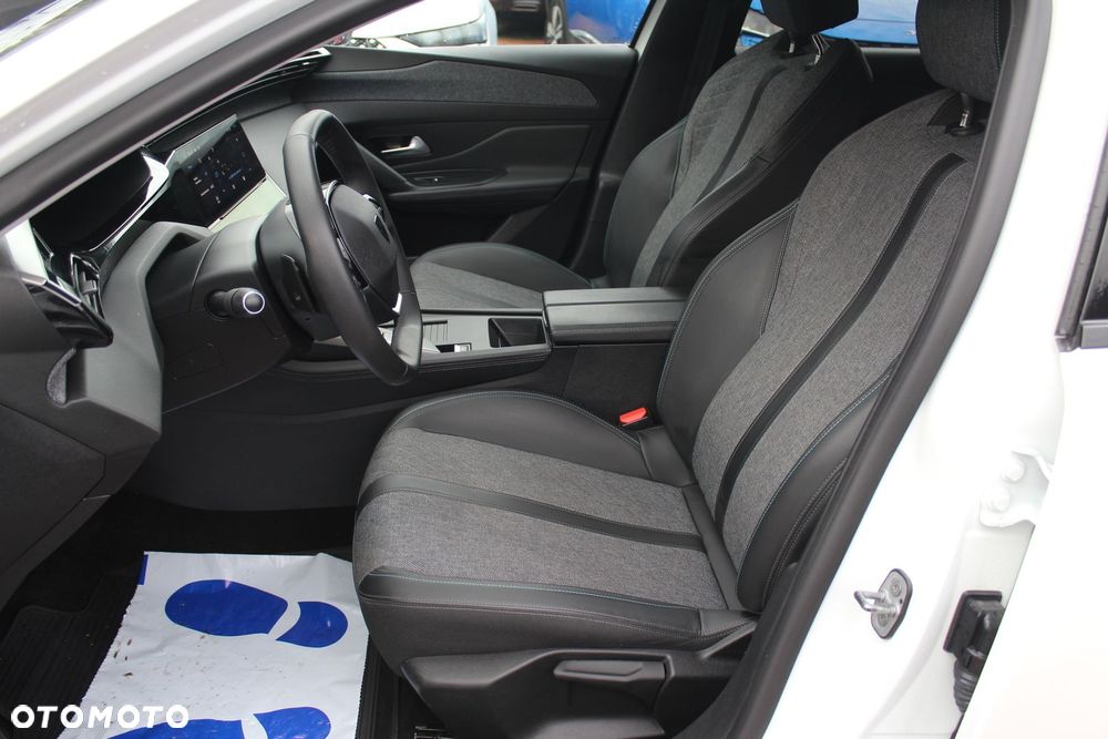 Peugeot 408 1.2 PureTech Allure Pack S&S EAT8 - 17