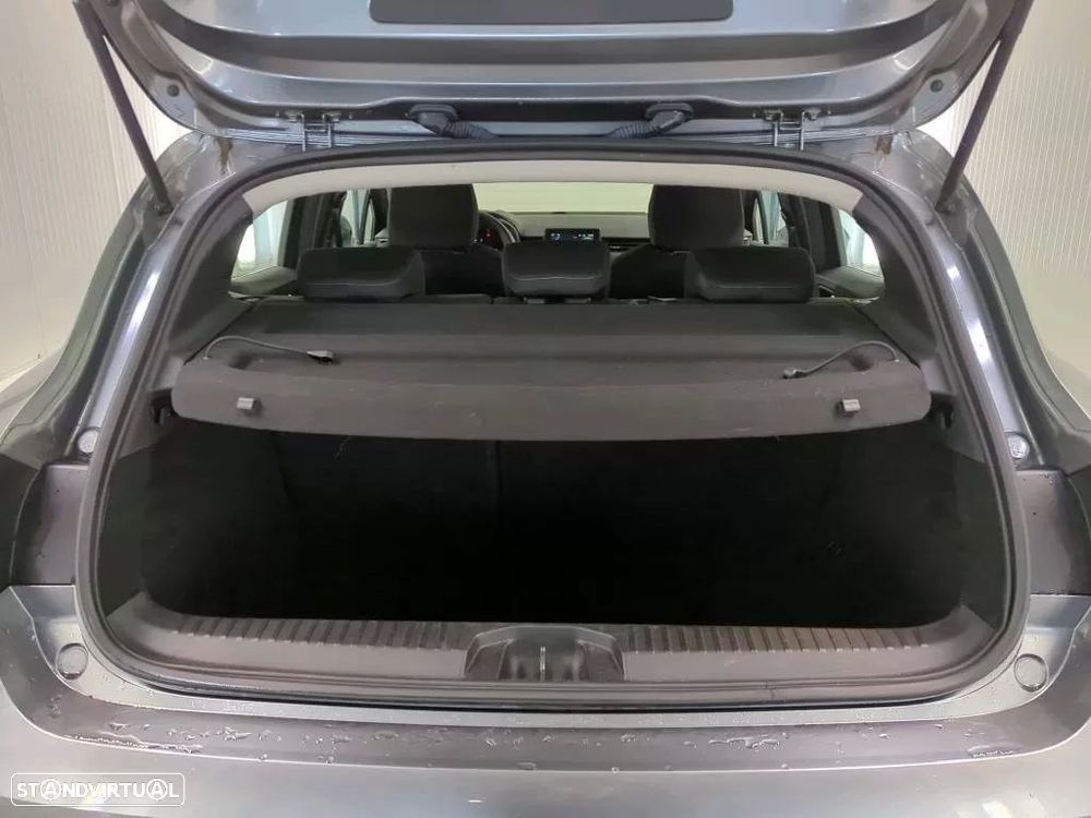 Renault Clio 1.0 TCe Evolution - 30