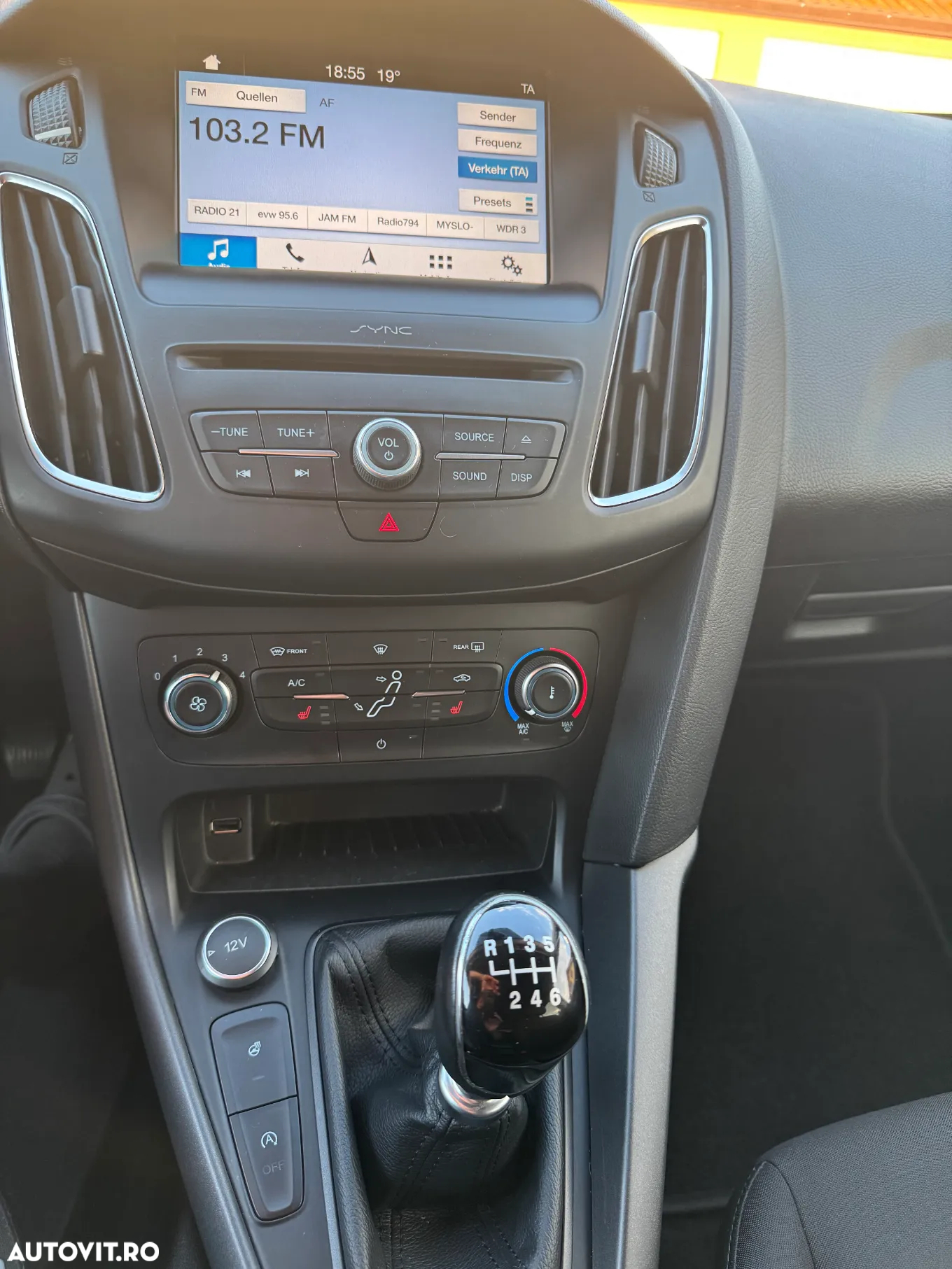 Ford Focus 1.0 EcoBoost 6MT MHEV Active - 16