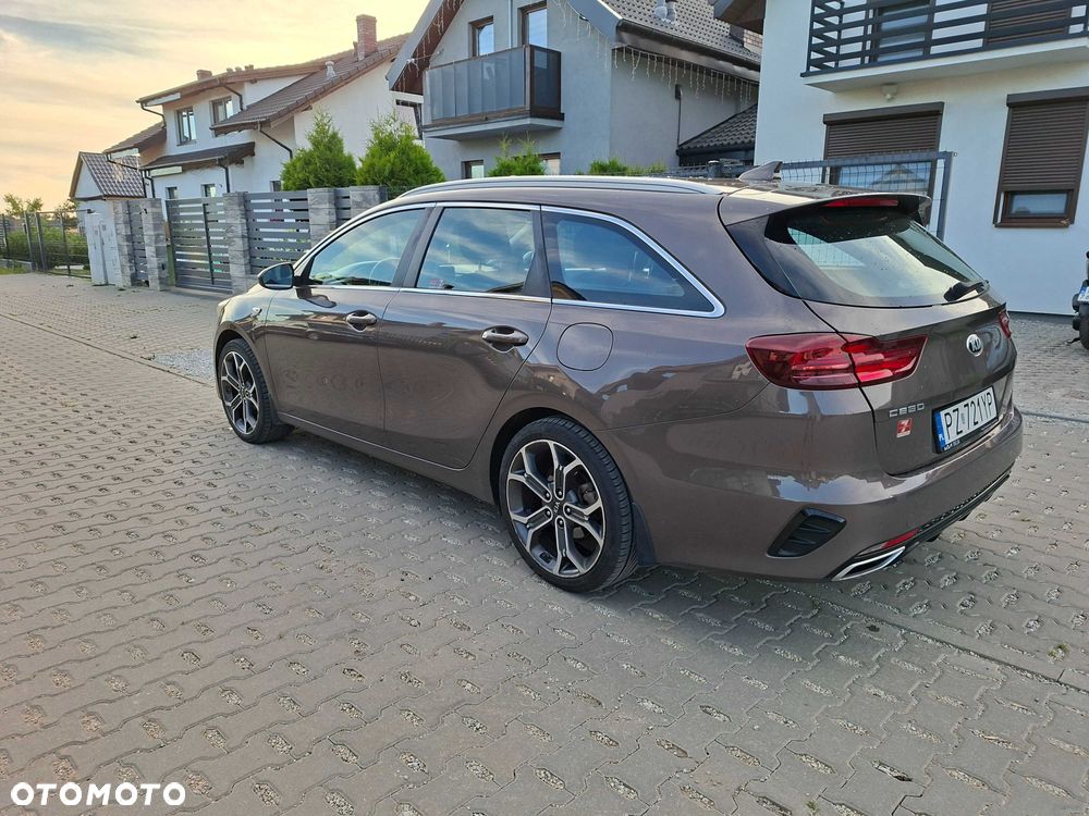 Kia Ceed - 7