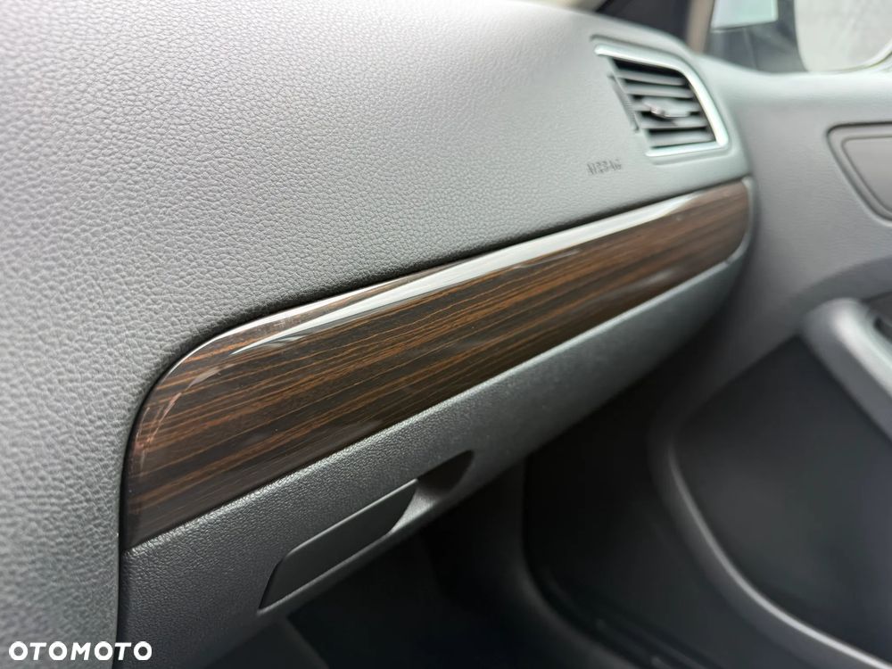 Volkswagen Jetta 2.0 TDI DPF Comfortline - 26