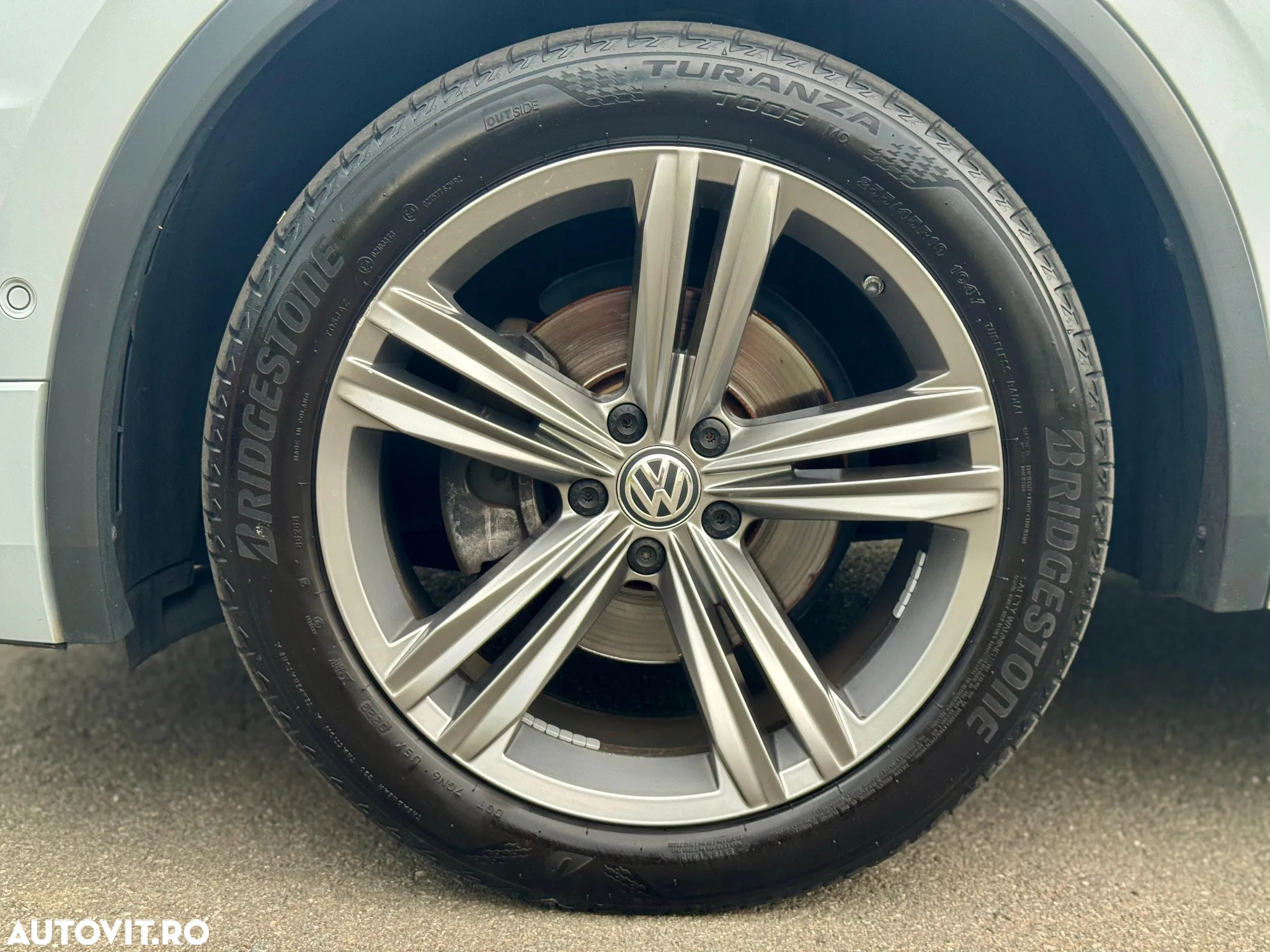Volkswagen Tiguan Allspace 2.0 TDI 4Mot DSG R-Line - 33
