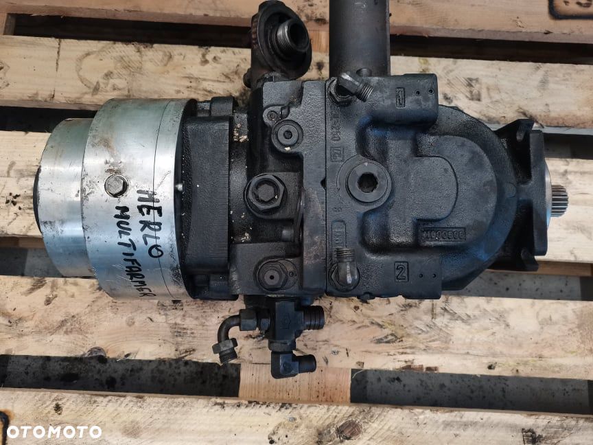 Merlo .... Multifarmer {Pompa jazdy Sauer-Danfoss 90R075} - 5