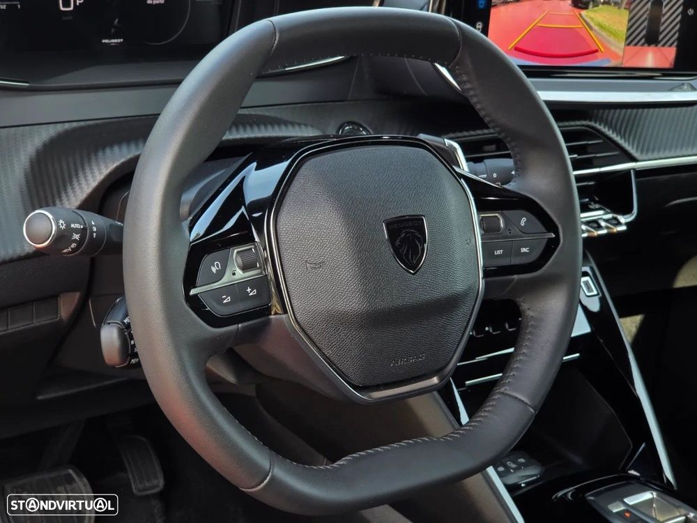 Peugeot 2008 - 13