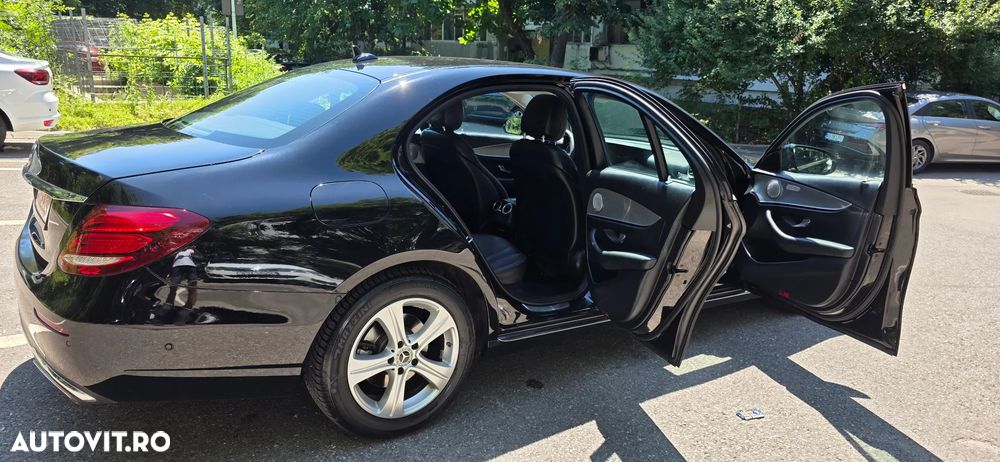Mercedes-Benz E 220 d 9G-TRONIC AMG Line - 13