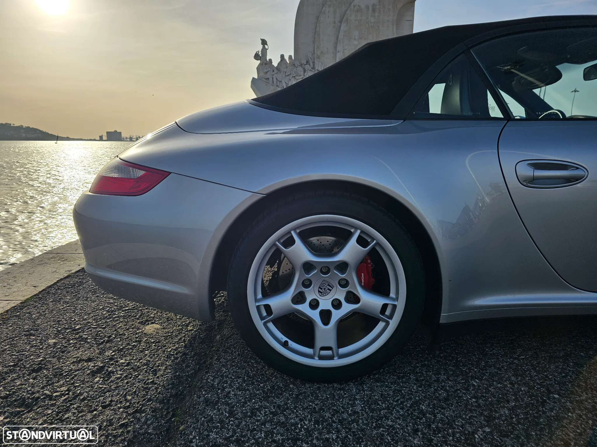 Porsche 911 (997) Carrera 4 S - 14