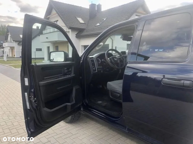 Dodge RAM 1500 5.7 4x4 - 8