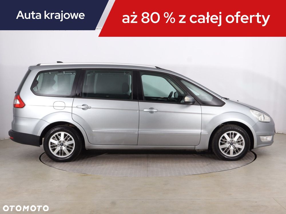 Ford Galaxy - 8