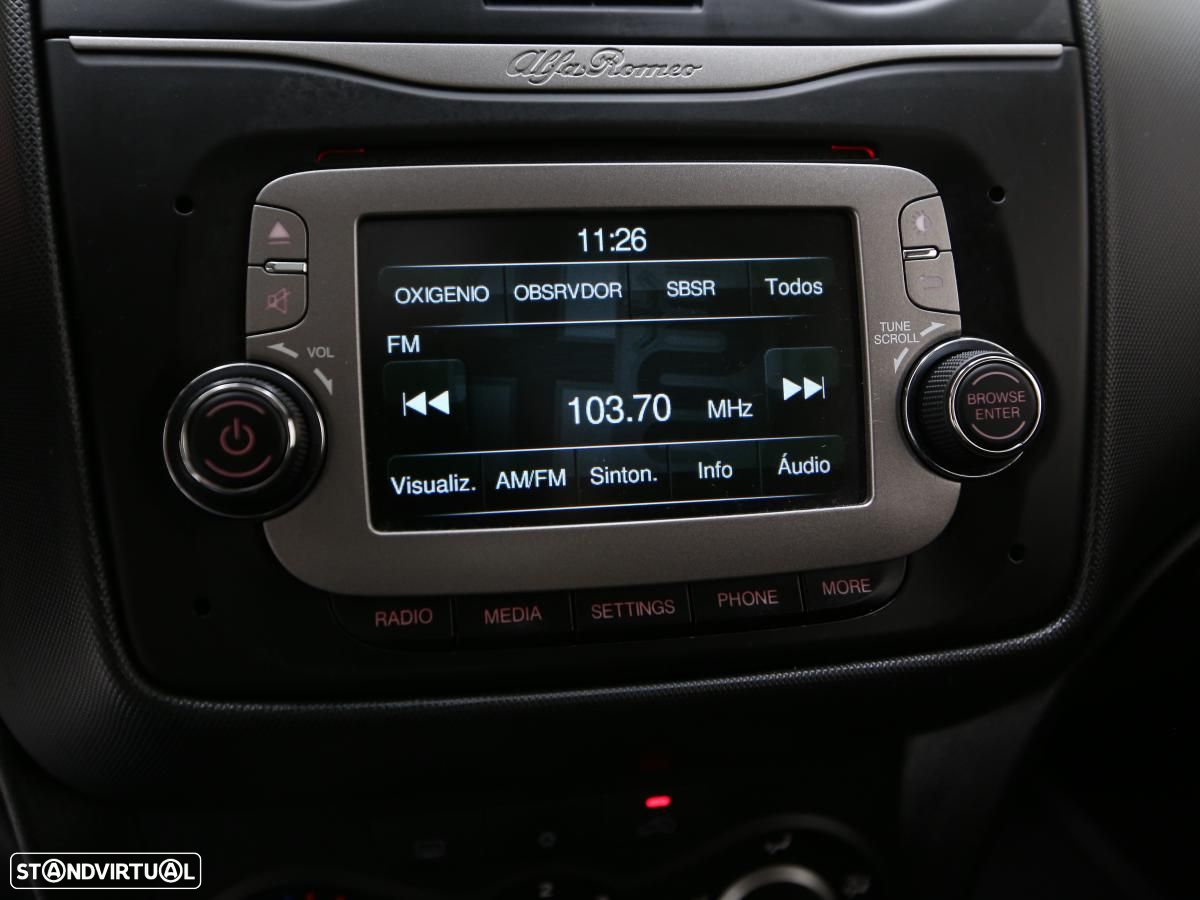 Alfa Romeo MiTo - 19