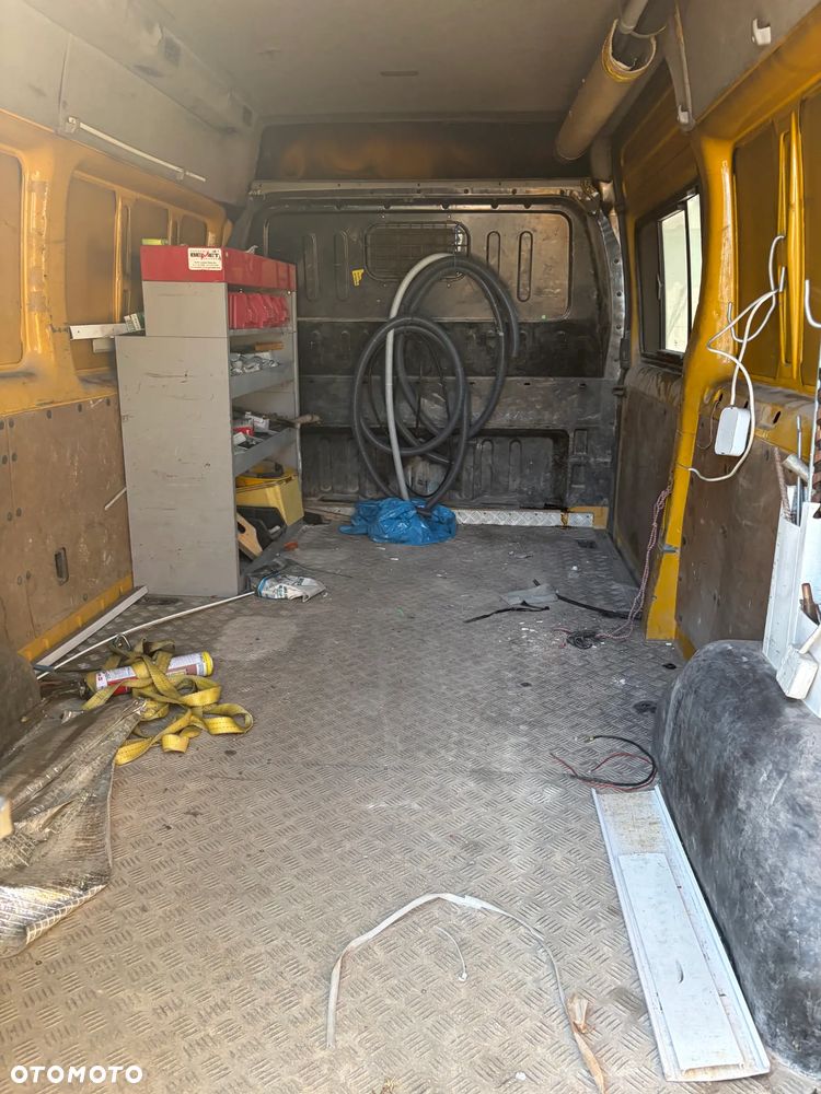 Ford Transit - 5