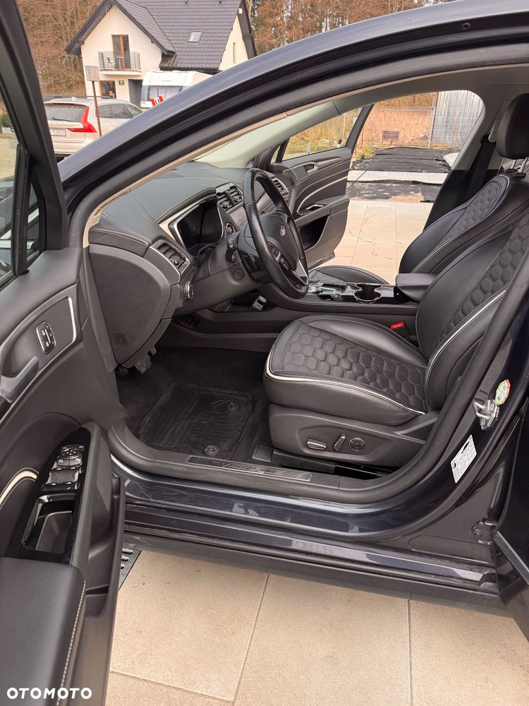 Ford Mondeo - 4