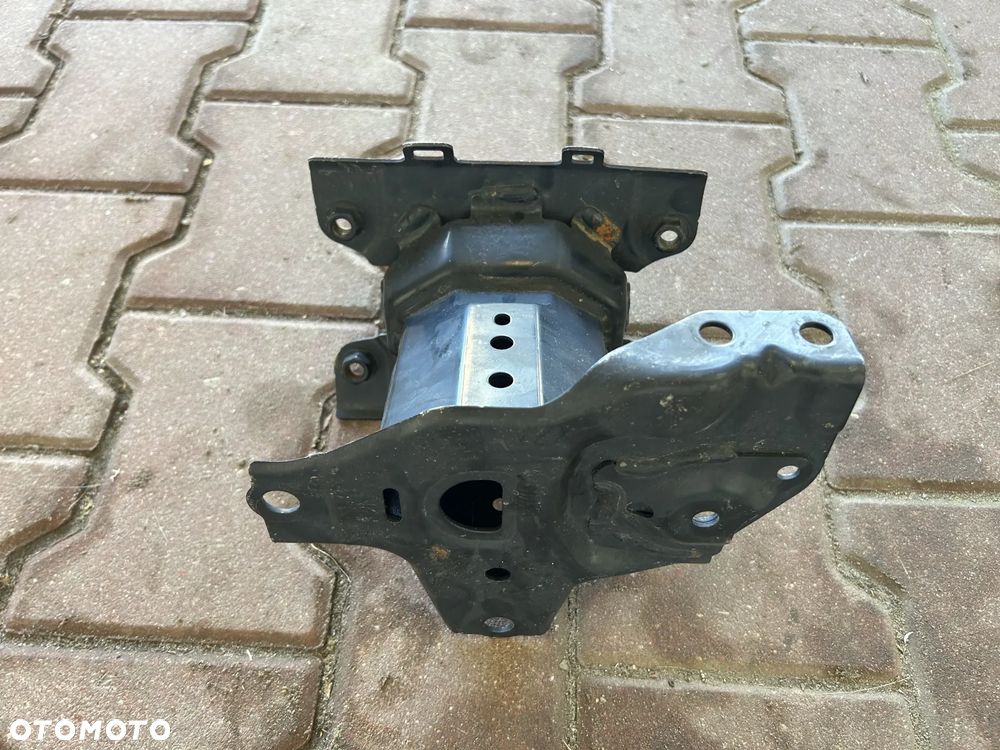 TOYOTA YARIS IV 4 2020- STREFA ZGNIOTU PRZEDNIA PODPORA PRZÓD PRAWA PRAWY KIEŁ - 7