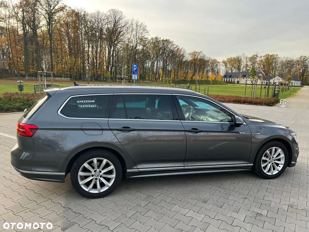 Volkswagen Passat - 4