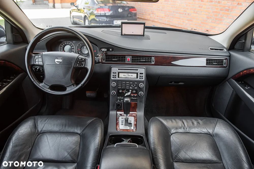 Volvo XC 70 - 9