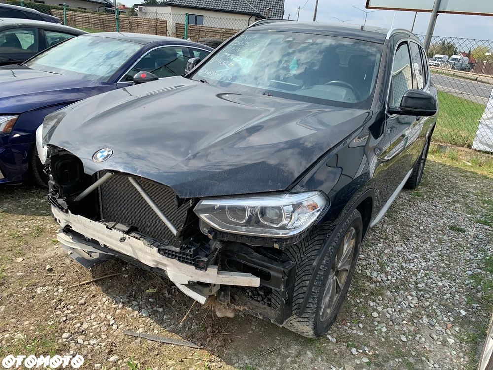 BMW X3 xDrive30i GPF Luxury Line sport - 4
