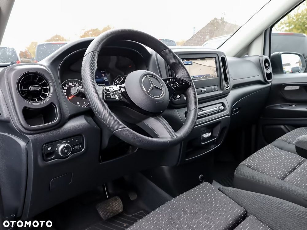 Mercedes-Benz Vito - 10