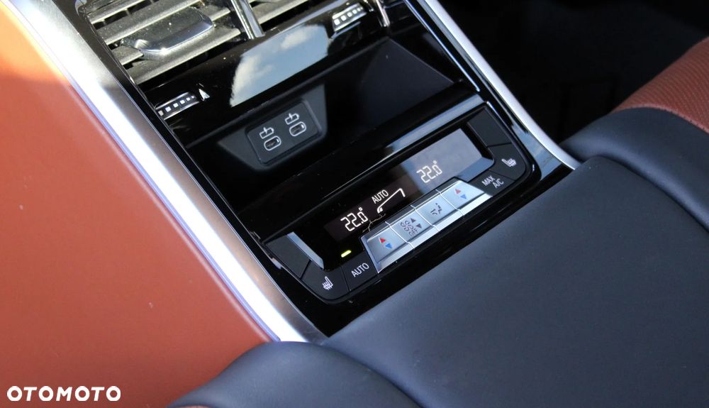 BMW Seria 8 840i xDrive - 29