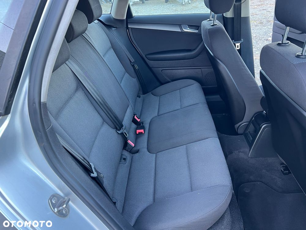 Audi A3 Sportback 1.6 TDI DPF S line Sportpaket - 20