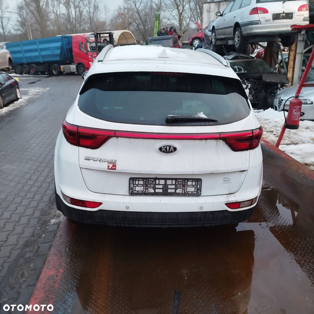 Kia Sportage na części - 11