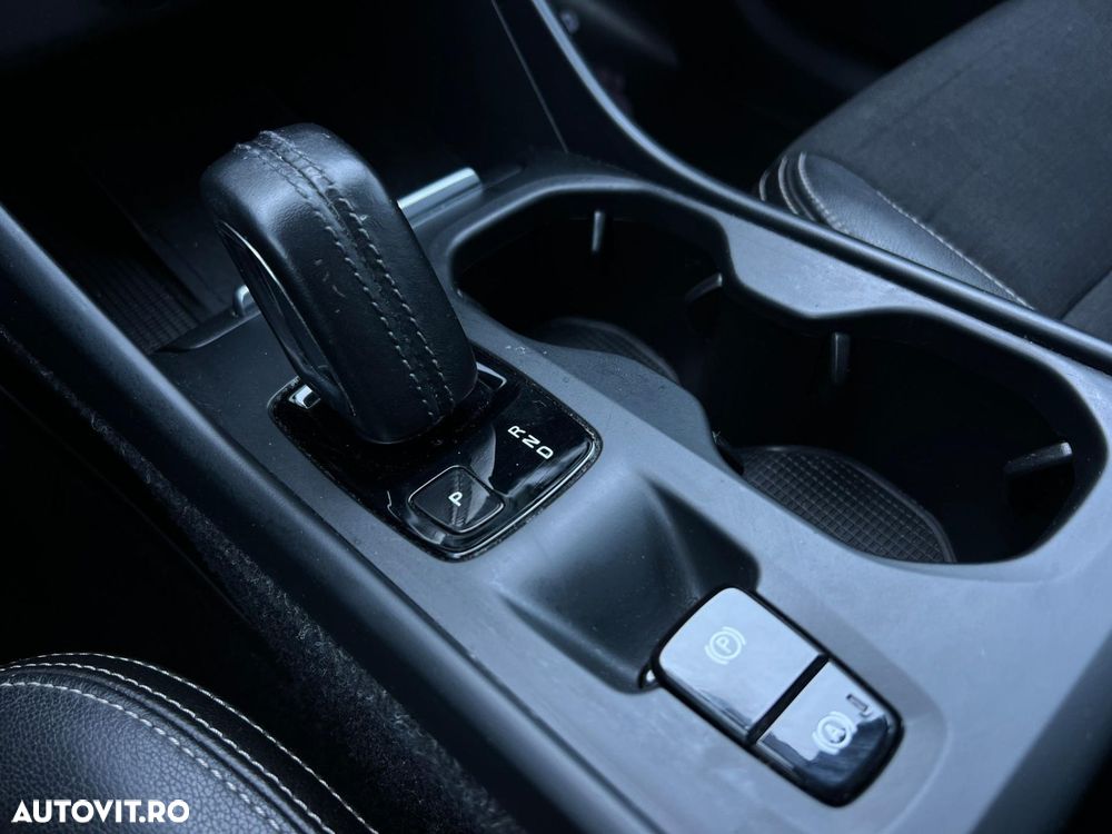 Volvo XC 40 - 11