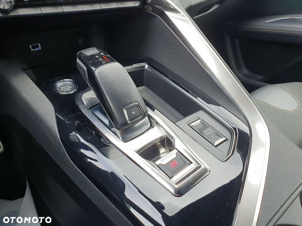 Peugeot 3008 1.2 PureTech GT S&S EAT8 - 22