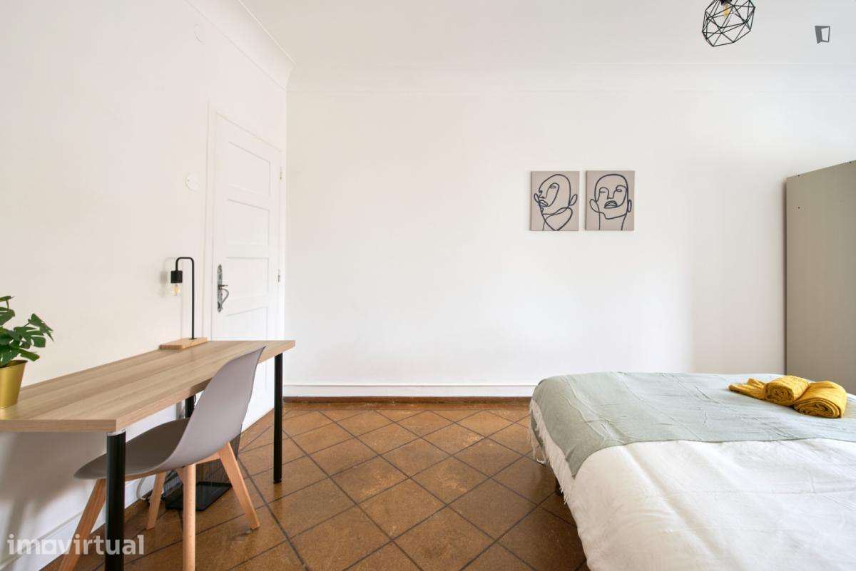 Quarto - localizado em Penha de França Lisbon - Grande imagem: 3/39