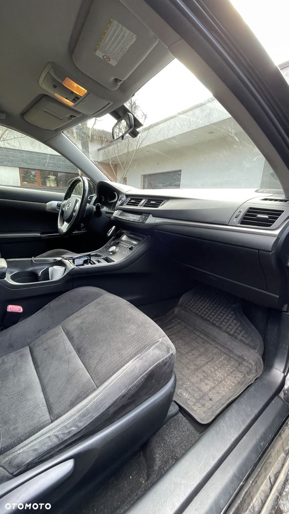 Lexus CT Standard - 33