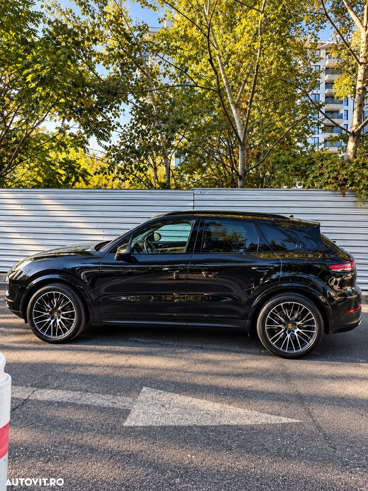 Porsche Cayenne Standard - 8