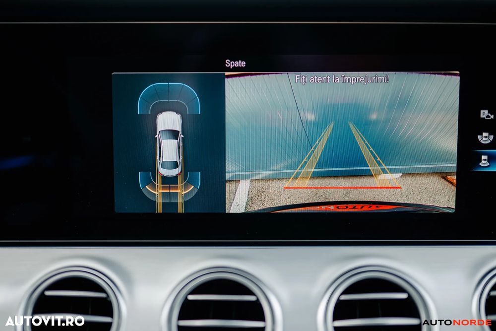 Mercedes-Benz E 300 de 9G-TRONIC AMG Line - 23