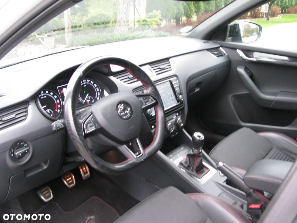 Skoda Octavia 2.0 TDI (Green tec) RS - 15