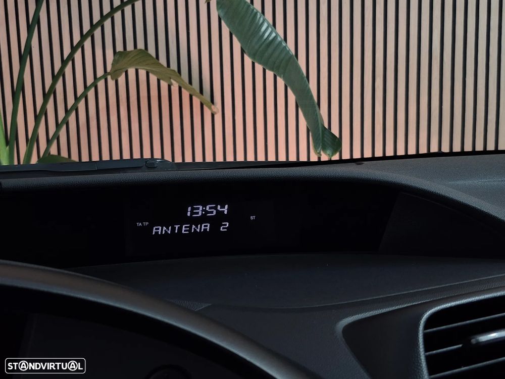 Honda Civic 1.4 i-VTEC Sport Edition - 18