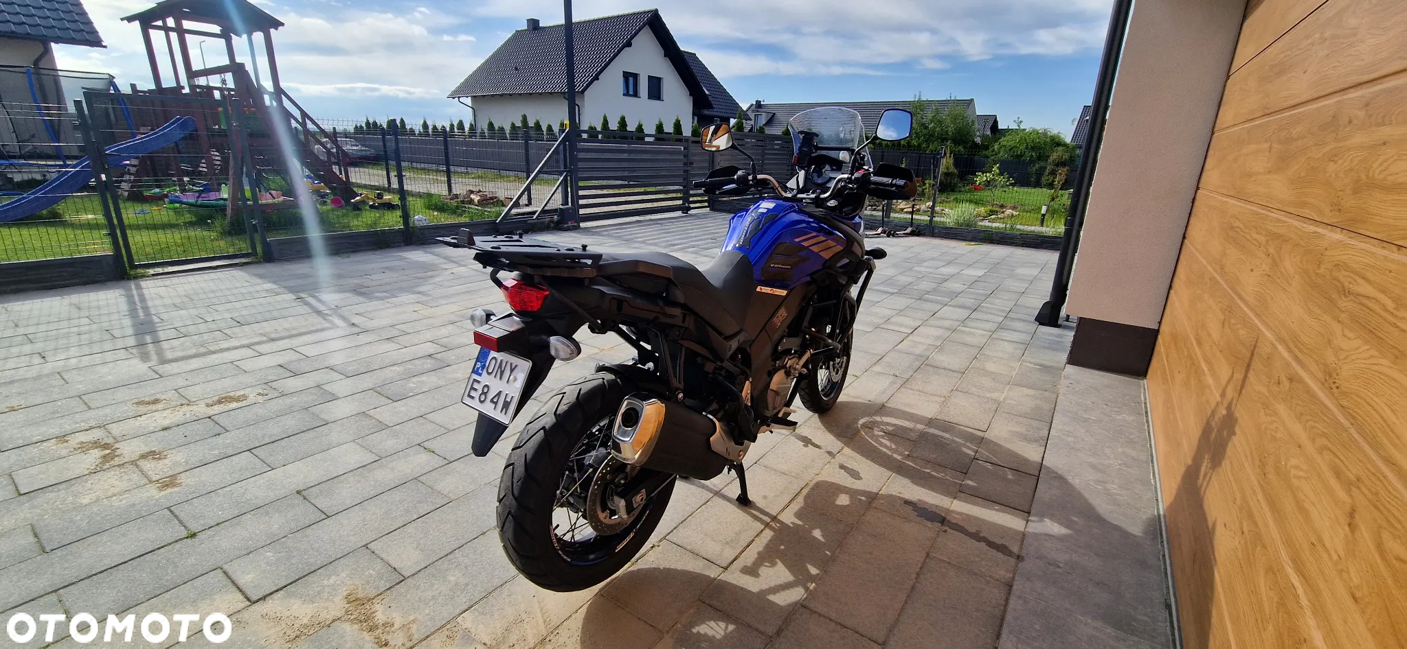 Suzuki V-STROM - 7