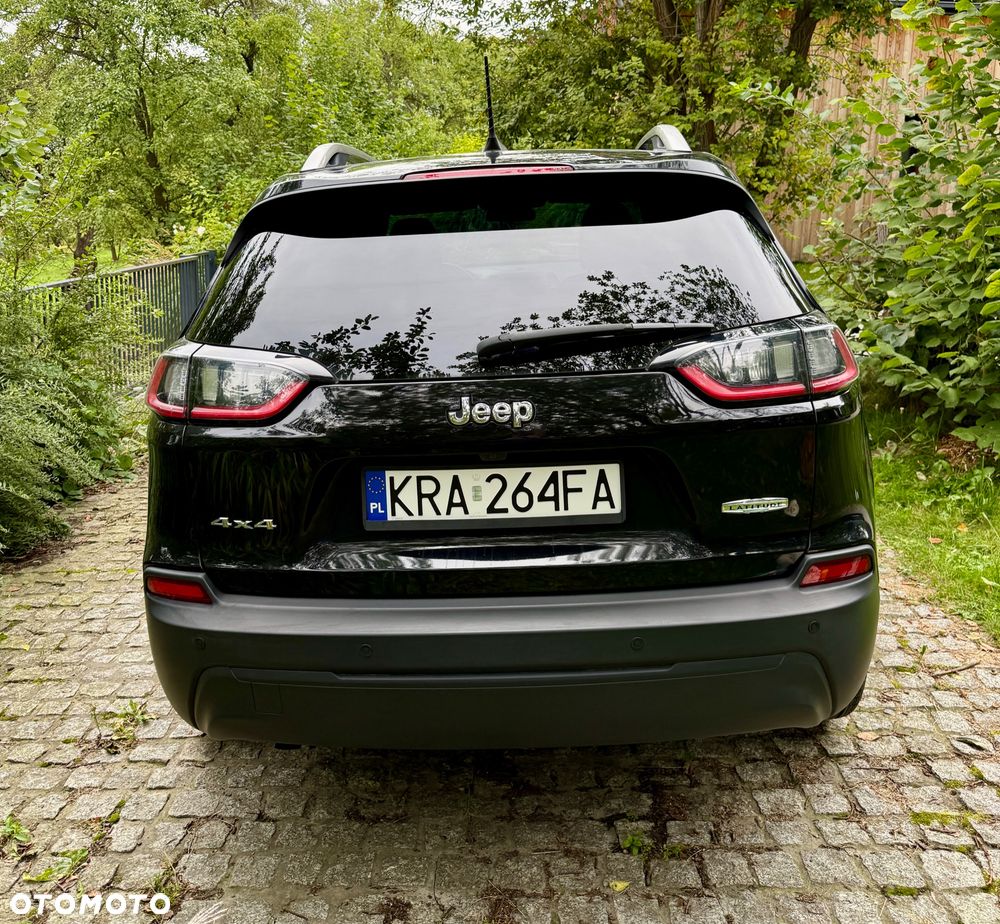 Jeep Cherokee - 6