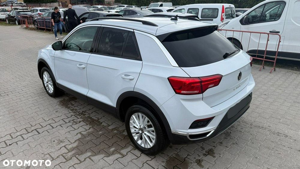 Volkswagen T-Roc - 4