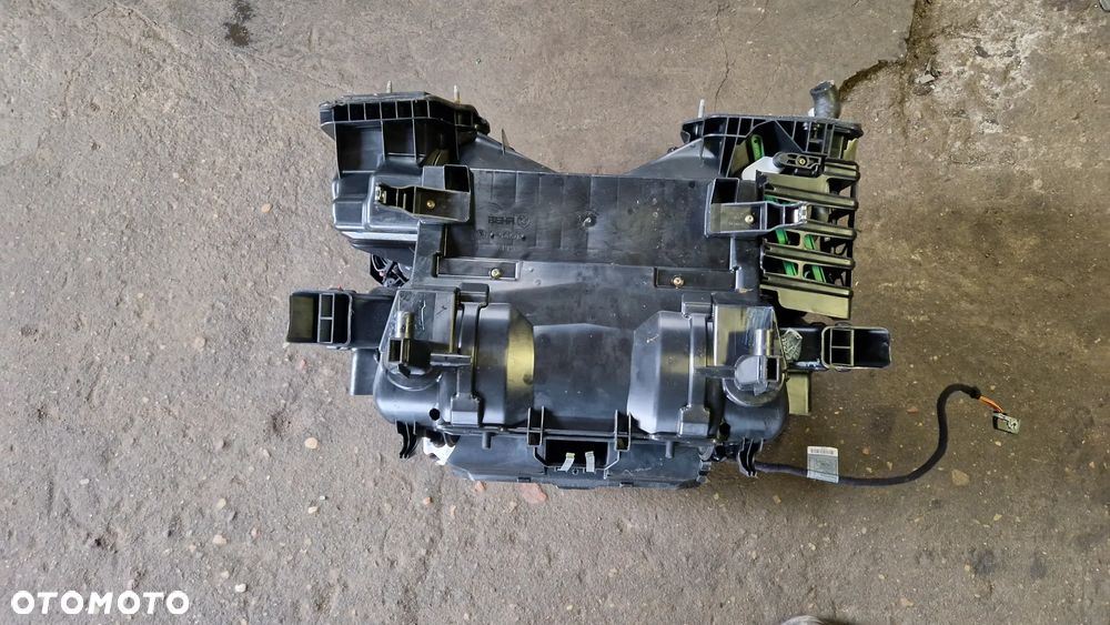 BMW E60 E61 NAGRZEWNICA - 2